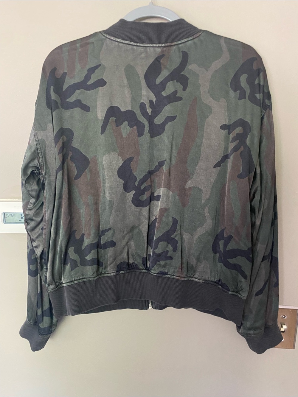 MARRAKECH x ANTHROPOLOGIE Camo Satin Bomber Jacket Size Medium - Picture 3 of 7